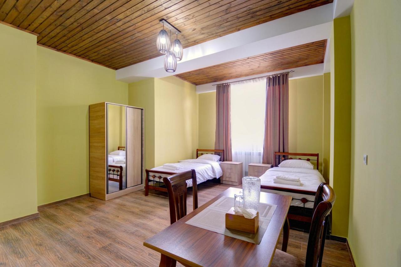 Hotel Sesil Gyumri Eksteriør bilde